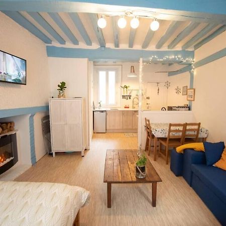 Blue Appartment With A Fireplace 디에프 외부 사진
