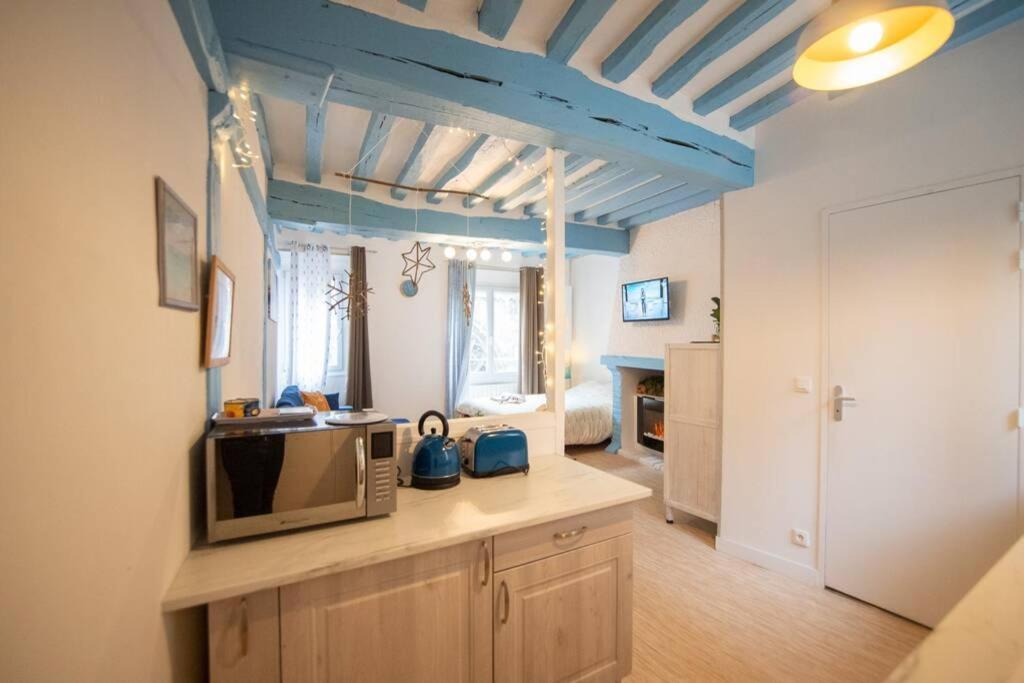 Blue Appartment With A Fireplace 디에프 외부 사진
